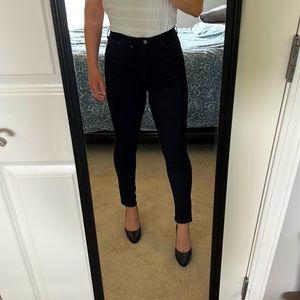 H&M Shaping Denim Super Skinny, Super High Waist, Ankle Length. Black. Size 27.